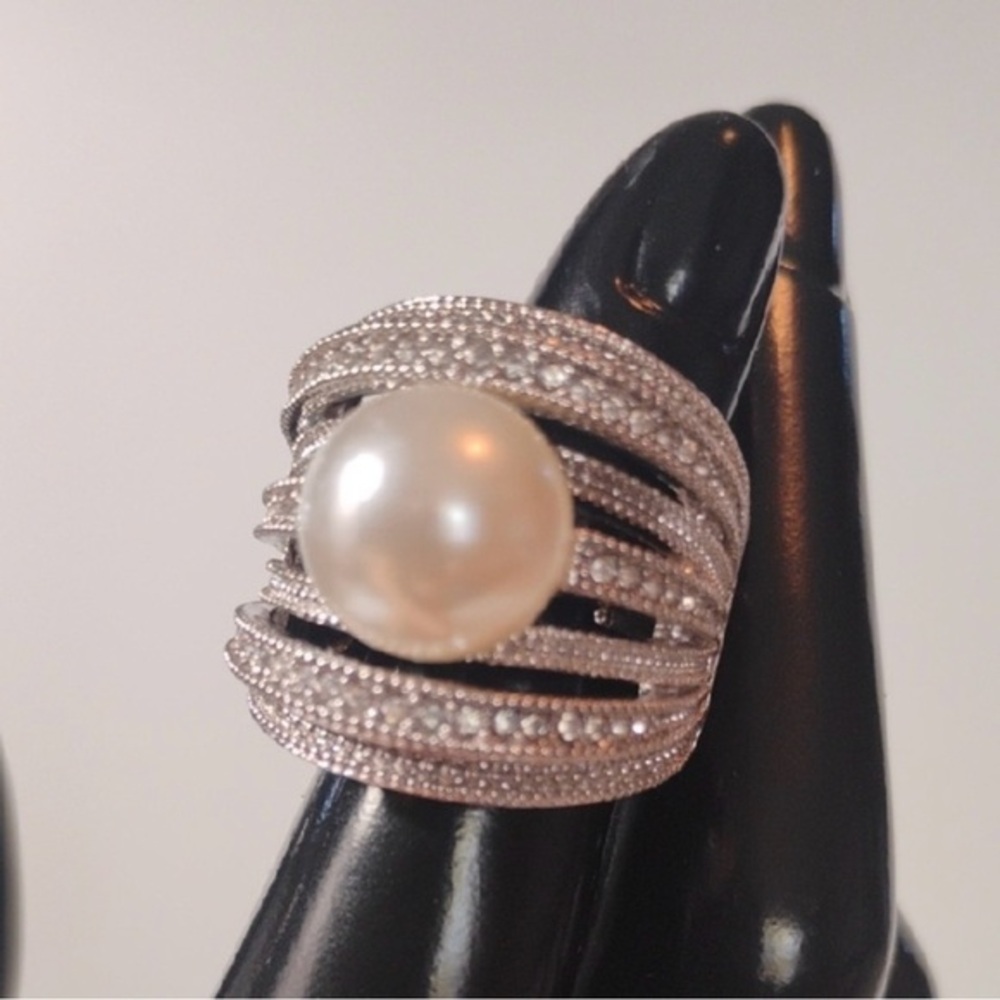 Vintage Avon Size 6 Ring